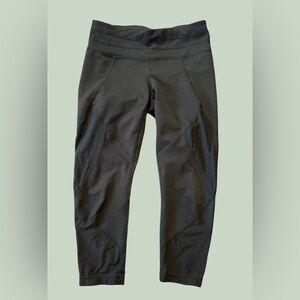 Athleta Aura Sonar Capri Black Leggings Women’s XS